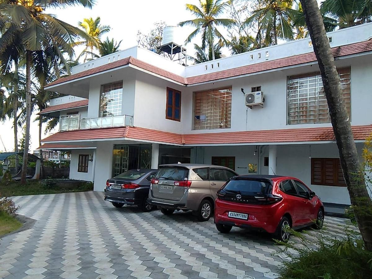 Somatheertham Resort Thiruvananthapuram Exteriér fotografie